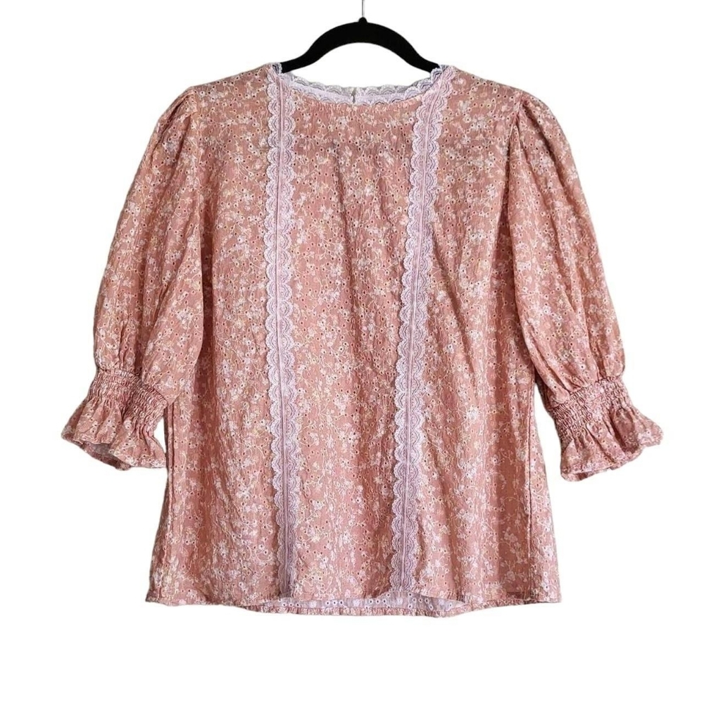 Pink and White Floral Puff Sleeve Blouse
